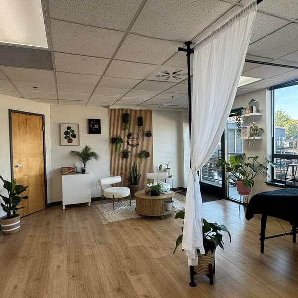 Aucobrows - permanent makeup in Seattle, WA