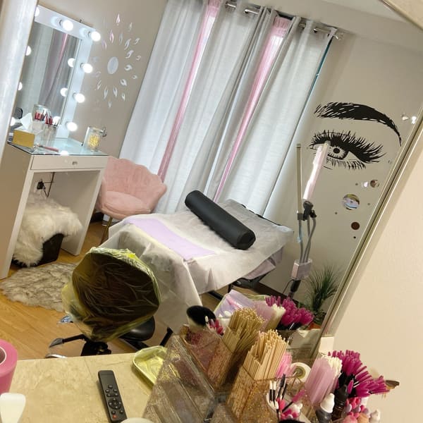 Beauty Queen Microblading - permanent makeup in San Diego, CA
