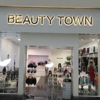 Beauty Town salon services - permanent makeup work