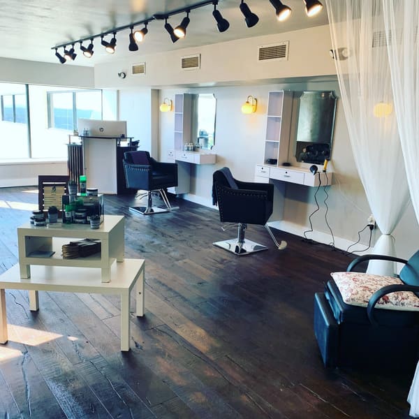 Bella Luna Hair Studio - permanent makeup in Lago Vista, TX