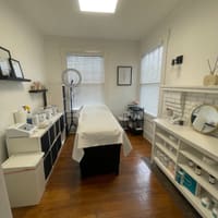 Bella Suites On Pine - permanent makeup work