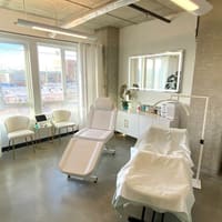 Blades & Beauty - permanent makeup work