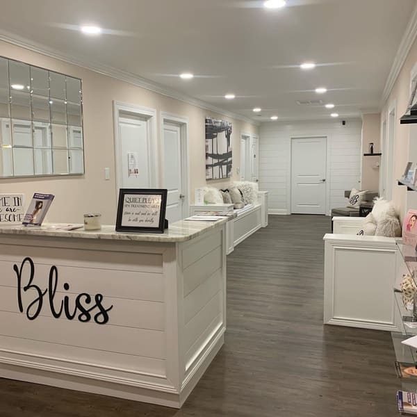 Bliss Salon & Spa Suites - permanent makeup in Lexington, KY