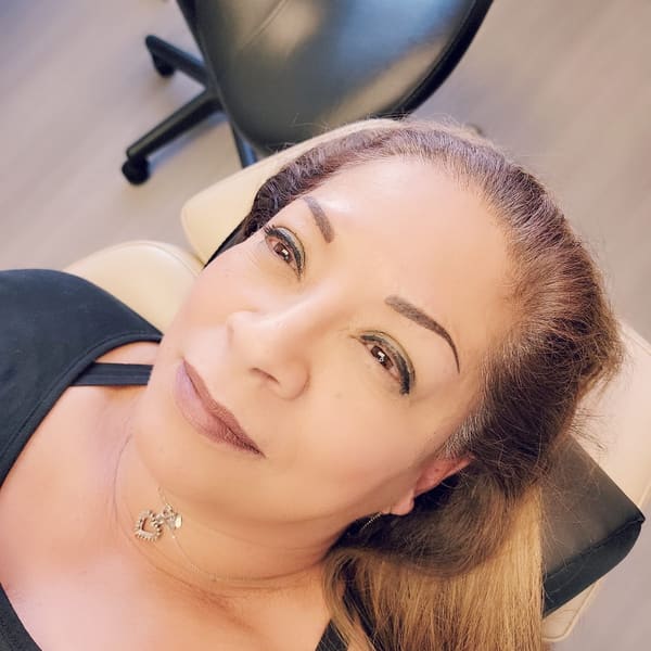 Blondies Brow Bar - permanent makeup in The Villages, FL