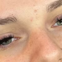 Bombshell Lash & Brow Lounge - permanent makeup work