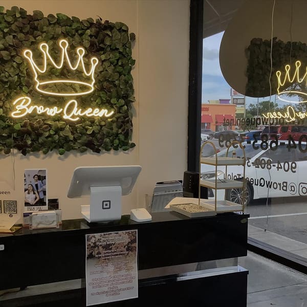 Brow Queen Tolou - permanent makeup in Jacksonville, FL