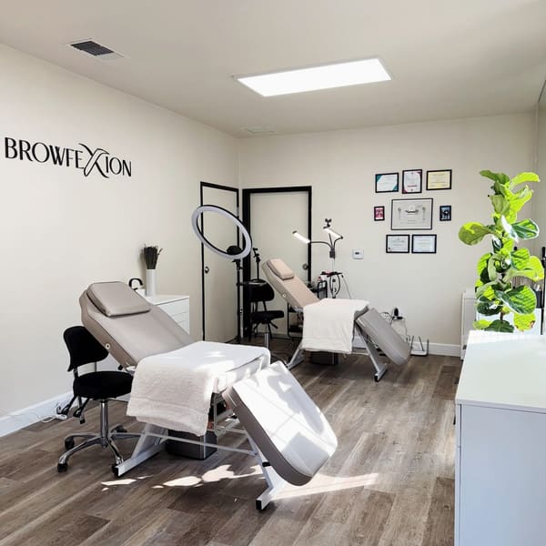 Browfexion Pmu Beauty Lounge - permanent makeup in Fresno, CA