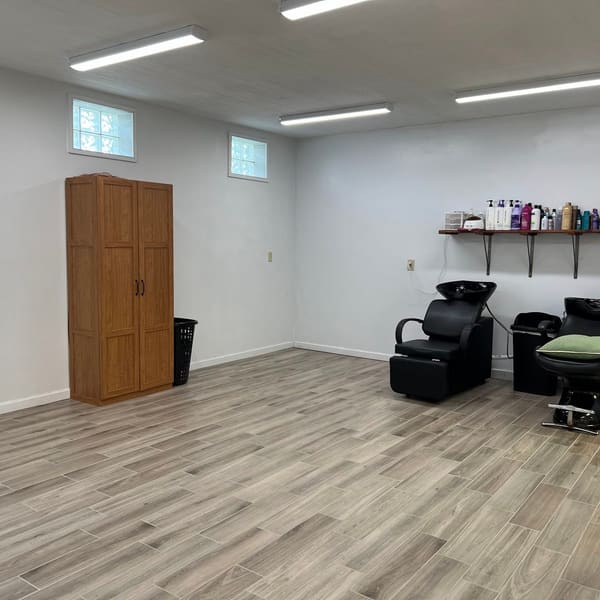 Cut N Dye - permanent makeup in Graceville, FL