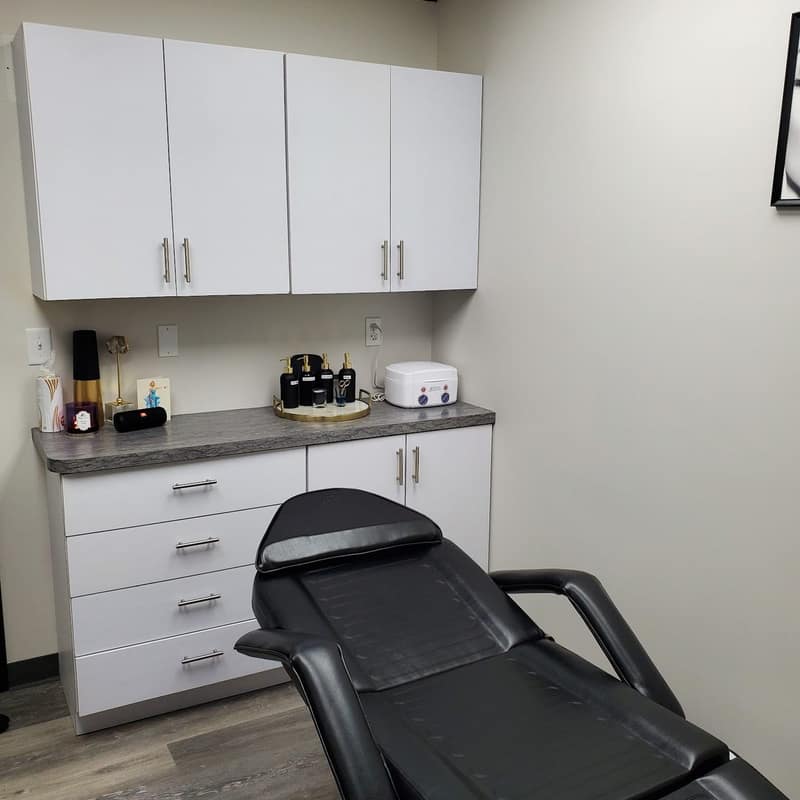 Permanent makeup artists in Dearborn