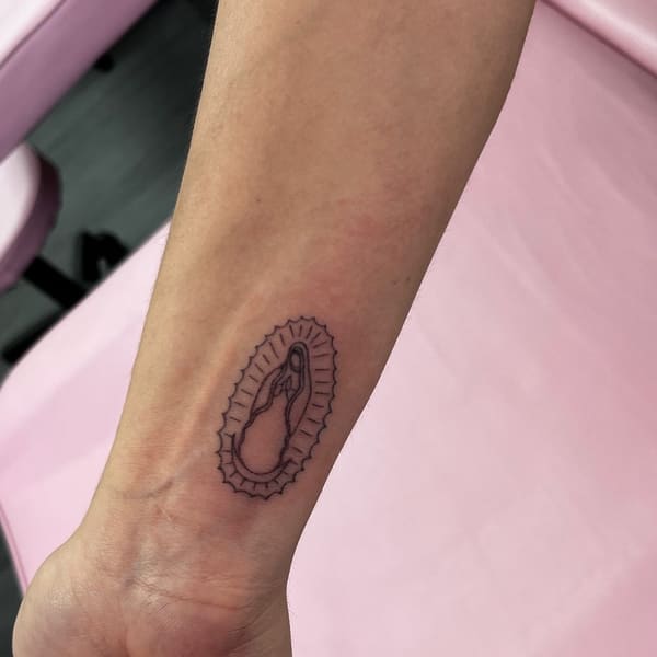 Deluxxe by Jess - permanent makeup in Downey, CA