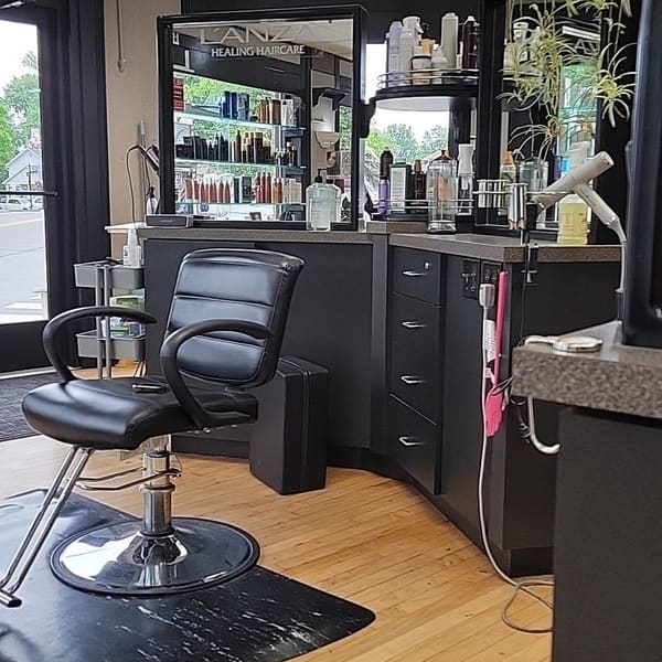 Divine Reflections - permanent makeup in Whitehouse, OH
