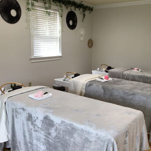 Eloisa Beauty Center & Spa - permanent makeup in Patchogue, NY