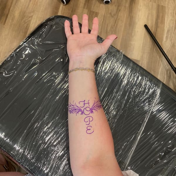 Essential You by Wendy Woods - eybww - permanent makeup in Gallatin, TN