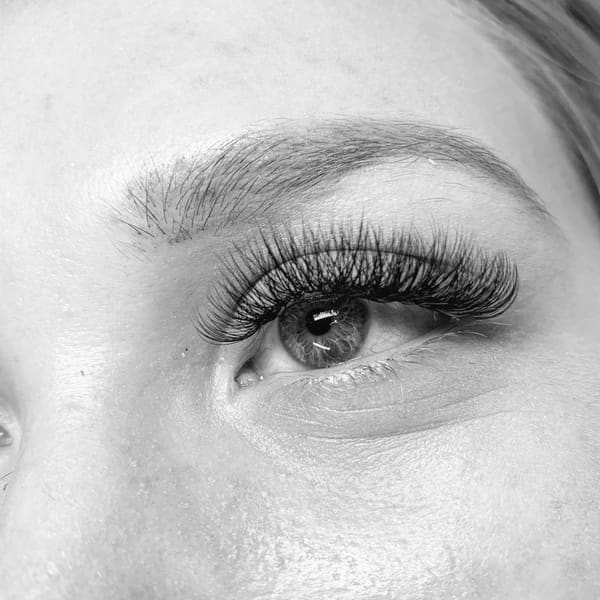 Extensions By Kelly Le - permanent makeup in Austin, TX