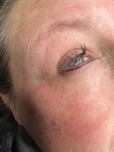 Eyeliner Tattoo result by Diamond Ink permanent cosmetics in Struthers, OH