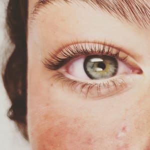 Eyeliner Tattoo result by Jenibrows Beauty Studio & Lashes in Stockton, CA