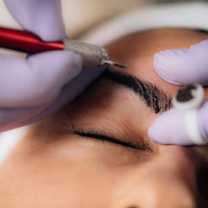 Eyeliner Tattoo result by Revolution Scalp Micropigmentation Springfield in Springfield, IL