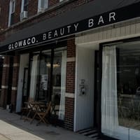 Glow&Co. Beauty Bar - Glow Dry Bar - permanent makeup work