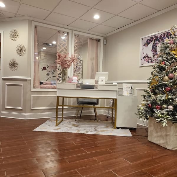 Grandeur Beauté Studio - Cosmetic Permanent Makeup - permanent makeup in King Of Prussia, PA