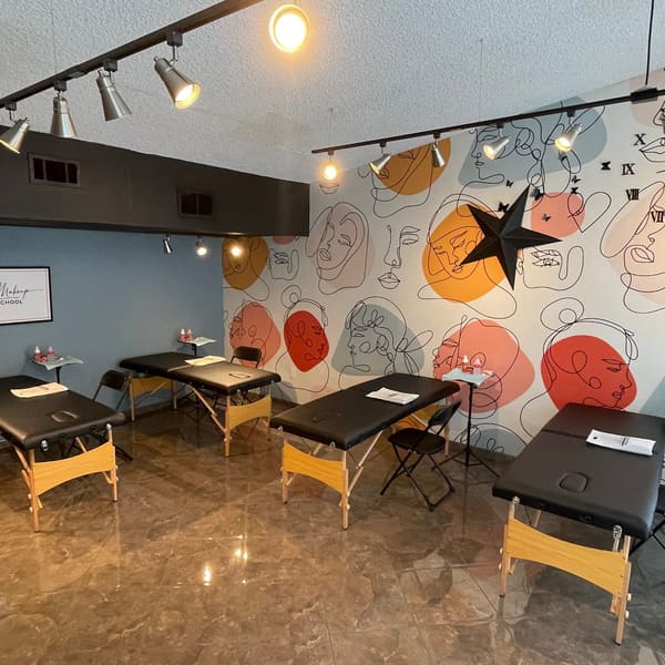 Hollywood Makeup School And Permanent Makeup Academy - permanent makeup in El Cajon, CA