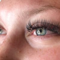 If looks could kill - permanent makeup work