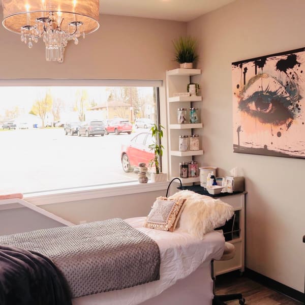Infinique Skin & Spa LLC - permanent makeup in Appleton, WI
