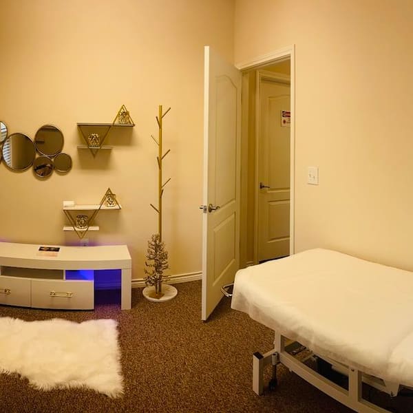 La Belleza Lash & Brow studio - permanent makeup in Cedar Park, TX