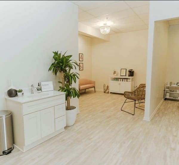 Lash. - permanent makeup in Lakeville, MN