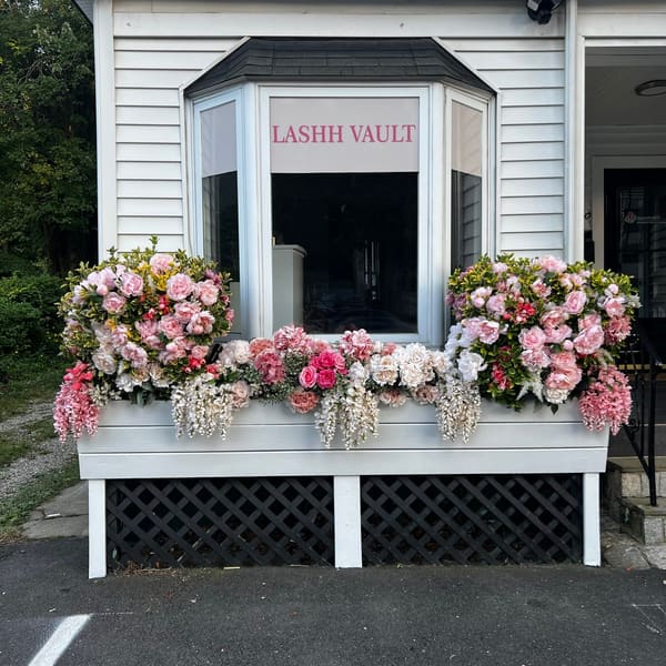 Lashh Vault - permanent makeup in Darien, CT