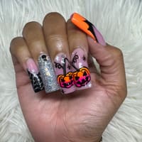 Liquidglamm Nails & Beauty Bar - permanent makeup work