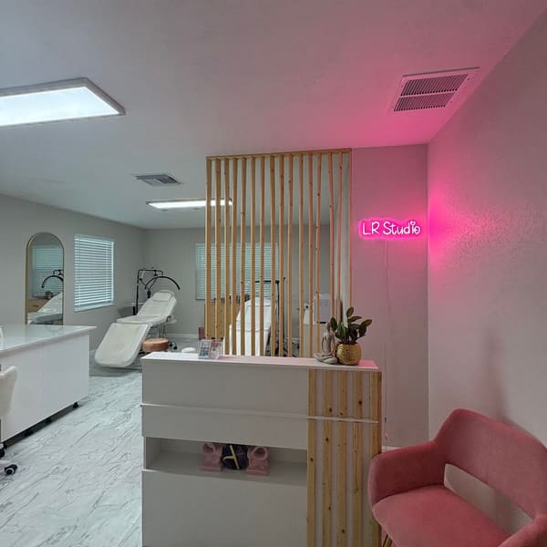 LR Studio - permanent makeup in Pinellas Park, FL