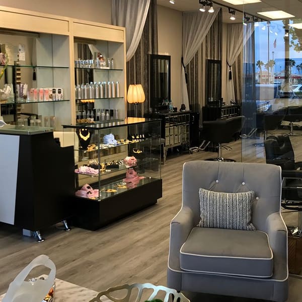 Luxe Beauty Salon - permanent makeup in Las Vegas, NV