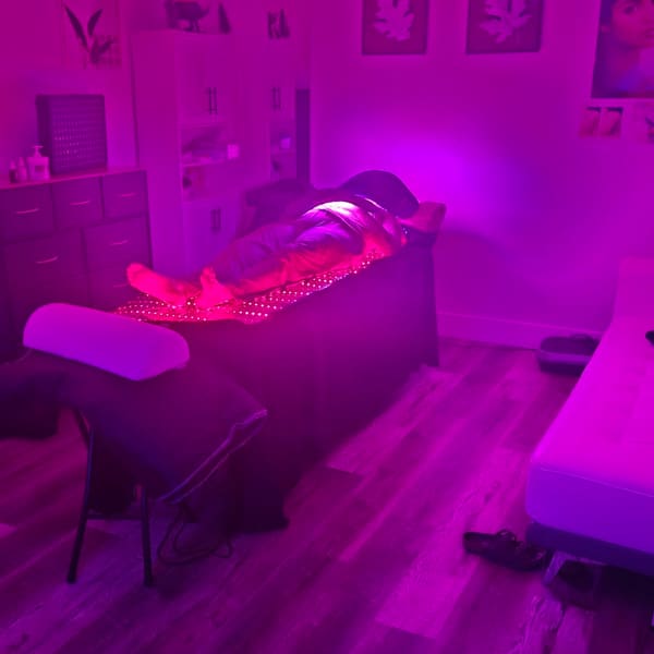 Mia's Permanent Make-up and Red Light Studio, LLC - permanent makeup in Milton, FL