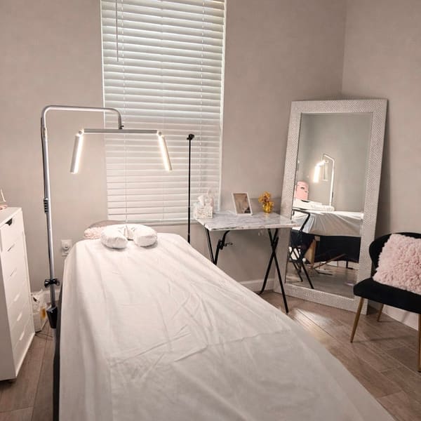 Mile Beauty Space LLC - permanent makeup in Haines City, FL