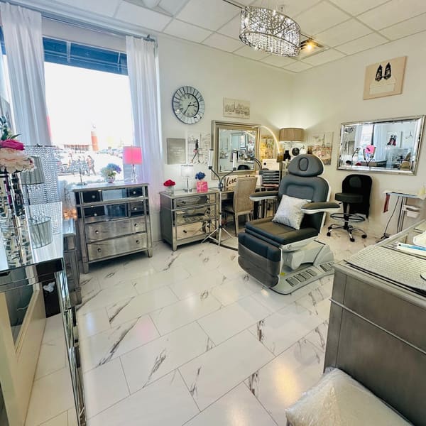Minneapolis Microblading Studio - Edina, MN - permanent makeup in Edina, MN