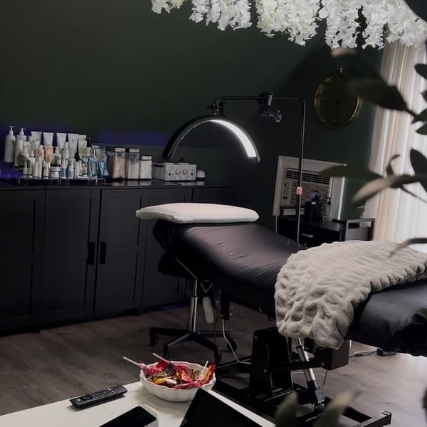 The Opulence Room - permanent makeup work in Libertyville, IL