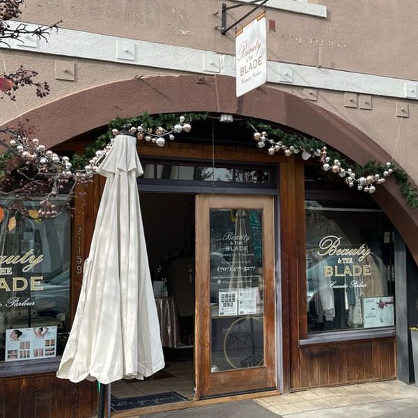 Beauty & THE BLADE Cosmetic Parlour - permanent makeup work in Middletown, CA