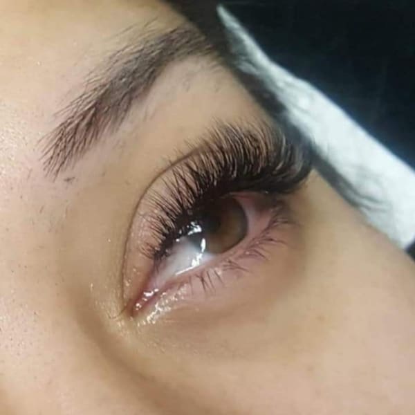 Illustrious Therapeutics - permanent makeup work in Glendale, CO