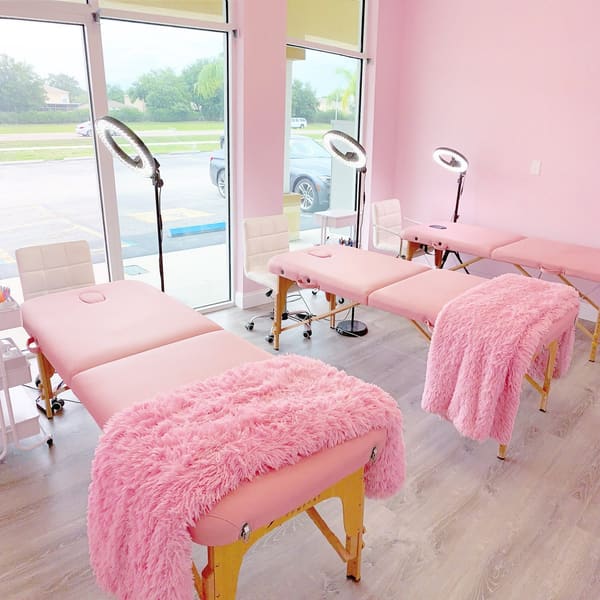 Dolly Monroe Beauty Academy - microblading in Tampa, FL