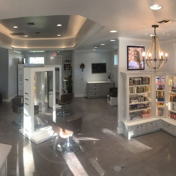 Elegancia Salon - permanent makeup work in Rockport, TX