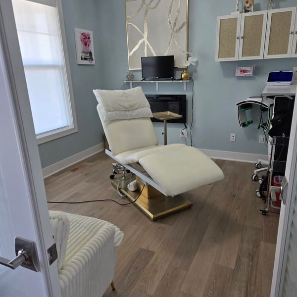 Lee Beauty Med Spa - permanent makeup work in Oak Grove, MN
