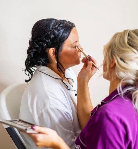 Divas Salon & Spa - permanent makeup work in Shorewood, IL