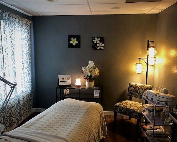 Pure Radiance Advanced Skin Care - permanent makeup work in Albuquerque, NM