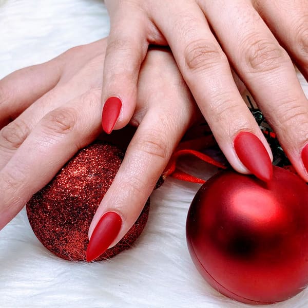 High Quality Nails & Spa - permanent makeup work in Vernon Hills, IL