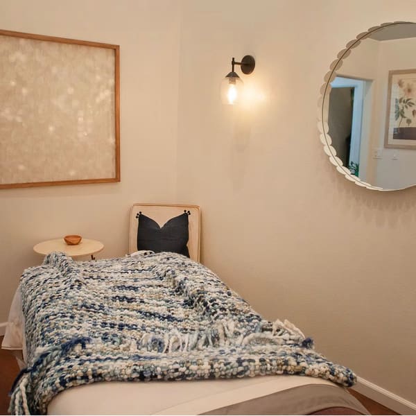 Ink & Ivory Brow Room - permanent makeup work in Minden, NV