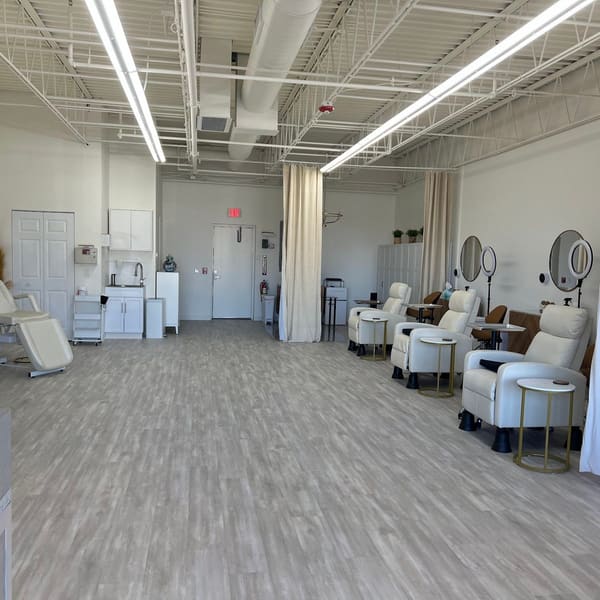 Deesignz Lash & Brow Studio - permanent makeup work in La Grange Park, IL
