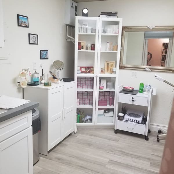 Alchemy Salon - permanent makeup work in Laguna Beach, CA
