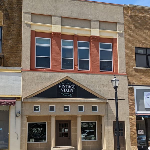 Vintage Vixen Artistry - permanent makeup work in Austin, MN
