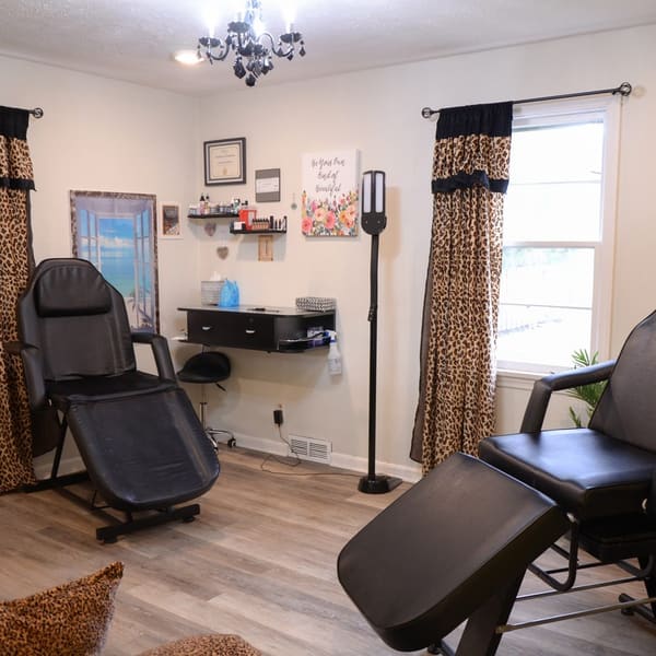Veridia Cosmetic Tattoo & Hair Salon - permanent makeup work in Lynchburg, VA