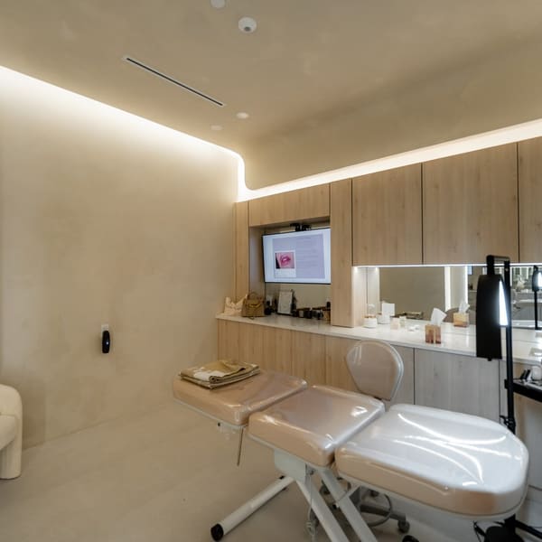 Brows & Brows - microblading in Hallandale Beach, FL